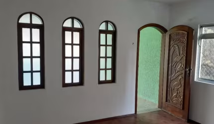 SOBRADO COM 3 DORMITÓRIOS SENDO 1 SUITE - A VENDA  JARDIM JOVAIA - GUARULHOS/SP