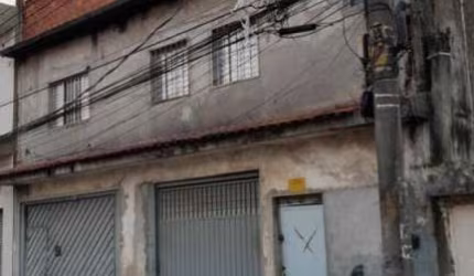 Barracão / Galpão / Depósito com 1 sala para alugar na Rua Luiz Pereira da Silva, 151, Jardim Guilhermino, Guarulhos, 250 m2 por R$ 4.700