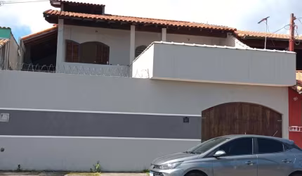 Sobrado para Venda em Mogi das Cruzes, Jardim Planalto, 3 dormitórios, 2 banheiros, 2 vagas