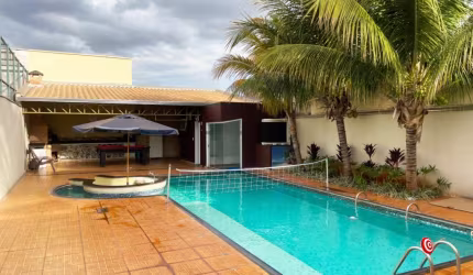 Casa Jardim Anhanguera - 3 dormitórios - terreno 540 m2