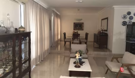 Apartamento com 4 Suítes - Av. Prof. João Fiúsa - 5 Vagas Paralelas - Depósito - Andar Alto