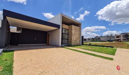 Casa Alto Padrão - Condominio Alto Castelo