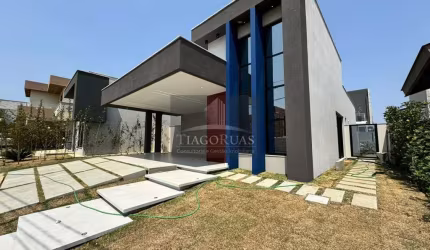 Casa em condomínio fechado com 3 quartos à venda na Avenida Anel de Contorno, 175, Primavera, Vitória da Conquista por R$ 830.000