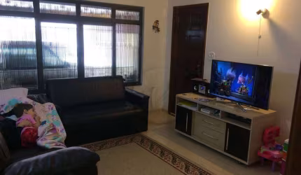 Sobrado com 2 dormitórios para alugar, 127 m² por R$ 3.556,00/mês - Vila Pires - Santo André/SP