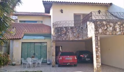Sobrado com 3 dormitórios à venda, 300 m² por R$ 2.450.000,00 - Casa Branca - Santo André/SP