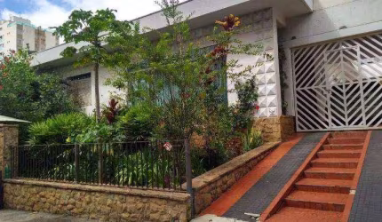 Casa com 3 dormitórios para alugar, 200 m² por R$ 13.394,36/mês - Jardim - Santo André/SP