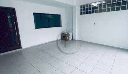 Casa à venda com 142m², 3 quartos e 2 vagas