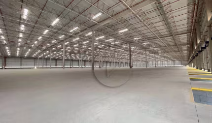Galpão com 6.467m² em condomínio logístico para locação em Mauá.
