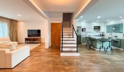 Sobrado com 3 dormitórios à venda, 223 m² por R$ 1.150.000,00 - Parque Erasmo Assunção - Santo André/SP