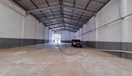 Galpão industrial com 675m² para Locação em Santo André