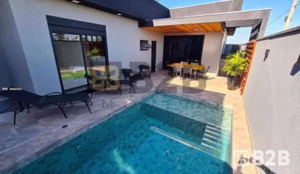 Casa com 3 dormitórios à venda, 220 m² por R$ 1.380.000,00 - Villa de Leon I - Piratininga/SP
