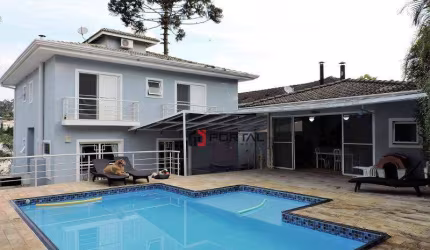 Casa com 4 dormitórios à venda, 400 m² por R$ 1.650.000,00 - Granja Viana - Carapicuíba/SP