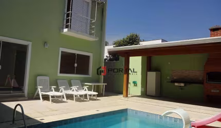 Casa com 3 dormitórios à venda, 150 m² por R$ 950.000,00 - Granja Viana - Cotia/SP