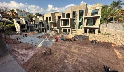 Casa com 4 dormitórios à venda, 153 m² por R$ 890.000,00 - Granja Viana - Cotia/SP