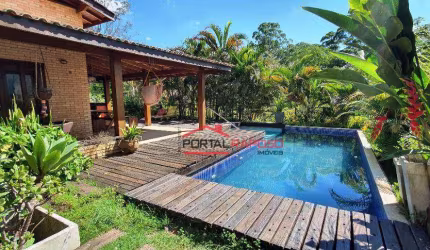 Casa à venda, 250 m² por R$ 1.800.000,00 - Granja Viana - Embu das Artes/SP