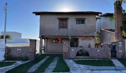Casa com 3 dormitórios à venda, 260 m² por R$ 1.100.000,00 - Granja Viana - Cotia/SP