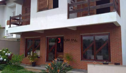 Casa com 3 dormitórios à venda, 288 m² por R$ 1.350.000,00 - Granja Viana - Cotia/SP