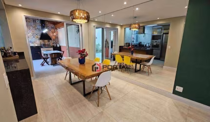 Casa com 3 dormitórios à venda, 109 m² por R$ 890.000,00 - Granja Viana - Cotia/SP