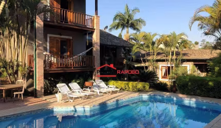 Casa com 4 dormitórios à venda, 450 m² por R$ 2.280.000,00 - Granja Viana - Carapicuíba/SP