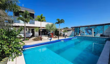 Casa com 4 dormitórios à venda, 270 m² por R$ 3.800.000,00 - Granja Viana - Cotia/SP