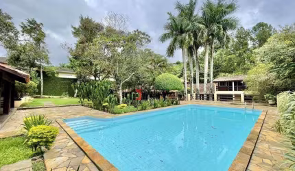 Casa com 4 dormitórios à venda, 428 m² por R$ 2.300.000,00 - Granja Viana - Carapicuíba/SP