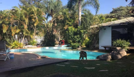Casa com 4 dormitórios à venda, 370 m² por R$ 1.400.000,00 - Granja Viana - Jandira/SP