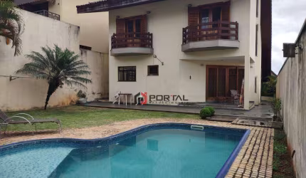Casa com 4 dormitórios à venda, 410 m² por R$ 1.800.000 - Granja Viana - Cotia/SP