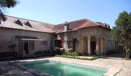 Casa com 8 dormitórios à venda, 1100 m² por R$ 2.580.000 - Granja Viana - Carapicuíba/SP