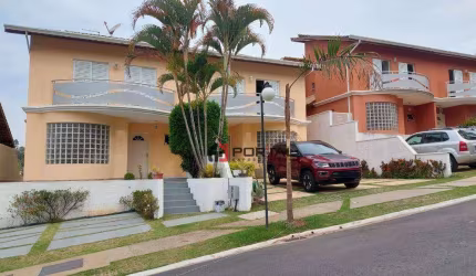 Casa com 3 dormitórios à venda, 180 m² por R$ 900.000,00 - Granja Viana - Cotia/SP