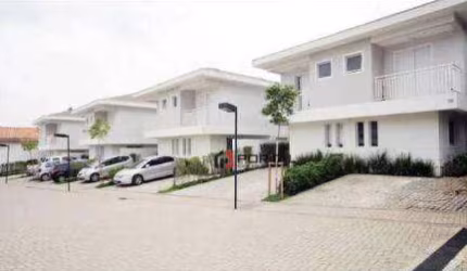 Casa com 3 dormitórios à venda, 135 m² por R$ 1.100.000,00 - Granja Viana - Cotia/SP