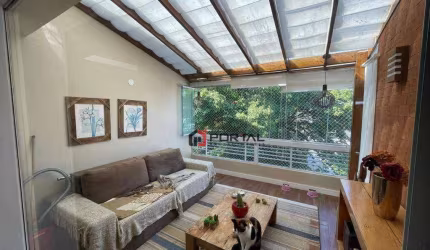 Casa com 3 dormitórios à venda, 186 m² por R$ 890.000 - Granja Viana - Cotia/SP