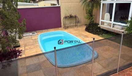 Casa com 3 dormitórios à venda, 173 m² por R$ 955.000,00 - Granja 26 - Cotia/SP