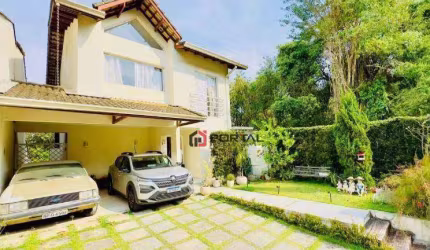 Casa com 3 dormitórios, 259 m² - venda por R$ 1.660.000,00 ou aluguel por R$ 11.000,00/mês - Pinus Park - Cotia/SP