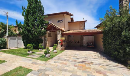 Casa com 4 dormitórios à venda, 341 m² por R$ 1.680.000,00 - Granja Viana - Cotia/SP