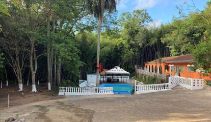 Casa com 5 dormitórios à venda, 245 m² por R$ 1.400.000 - Cotia - Cotia/SP