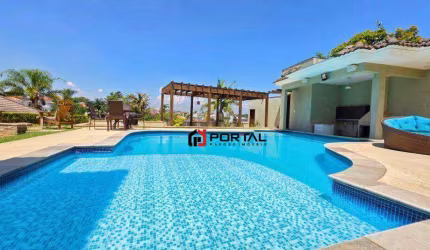Casa com 5 quartos à venda, 670 m² por R$ 4.100.000 - Granja Viana - Cotia/SP