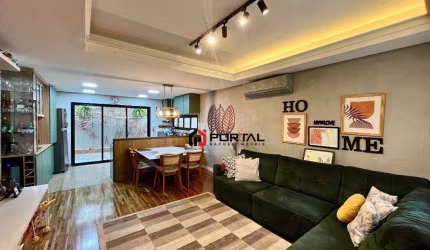 Casa com 4 quartos à venda, 150 m² por R$ 1.090.000 - Granja Viana - Cotia/SP
