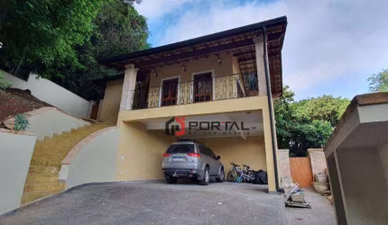 Casa com 5 dormitórios à venda, 400 m² por R$ 2.300.000,00 - Granja Viana - Carapicuíba/SP
