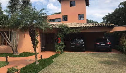 Casa com 3 dormitórios à venda, 360 m² por R$ 1.750.000,00 - Granja Viana - Jandira/SP