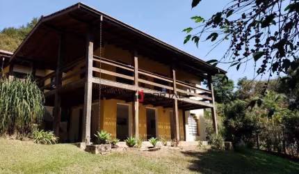 Casa com 3 dormitórios à venda, 500 m² por R$ 2.160.000,00 - Granja Viana - Carapicuíba/SP