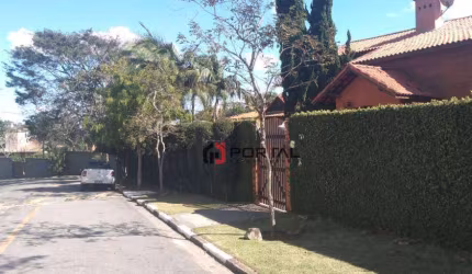 Casa com 3 dormitórios à venda, 600 m² por R$ 1.690.000,00 - Granja Viana - Carapicuíba/SP