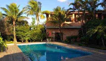 Casa com 4 dormitórios à venda, 450 m² por R$ 2.500.000,00 - Granja Viana - Cotia/SP