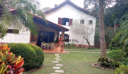Casa com 3 dormitórios à venda, 380 m² por R$ 1.600.000,00 - Granja Viana - Jandira/SP