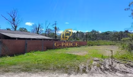 Lindo Terreno Pronto para Construir apenas 500 mts do Mar