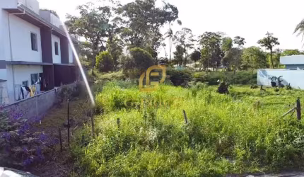 Ótimo Terreno Pronto para Construir apenas 600mts do Mar