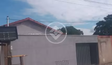 EXCELENTE CASA NO RESIDENCIAL RIO VERDE (ELI FORTE) codigo: 100614