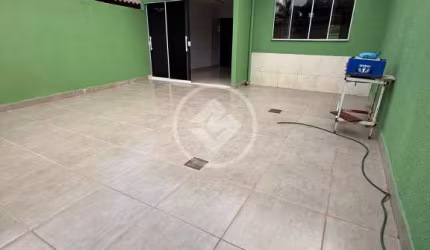 CASA 3Q 1 SUITE JARDIM CRISTAL codigo: 117935