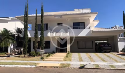SOBRADO DE 4 SUITES SENDO 1 MASTER LOCALIZADO NO GC 1 QD 1 GRANVILLE. 2 QUARTOS TERREO PARA VISITANTES, 845m² DE ÁREA TOTAL SENDO LOTE INTEIRO E SOMENTE 1 TAXA DE CONDOMINIO. SOBRADO ESTÁ COM PREÇO DE