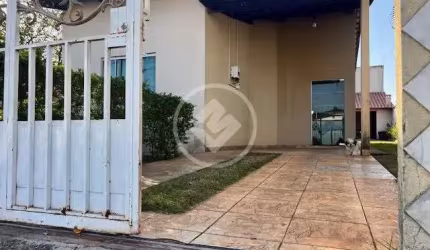 Excelente casa sozinha no lote com quintal codigo: 82983