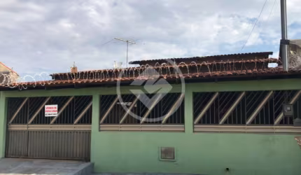 Casa 03 quartos sendo 01 suíte com 213m² de área útil. codigo: 75427